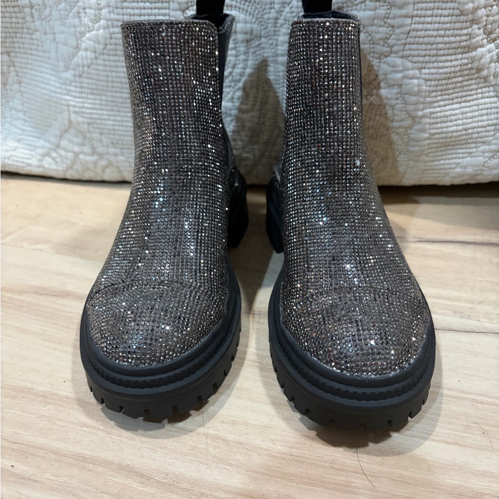 Steve Madden Moonlit Chelsea boots